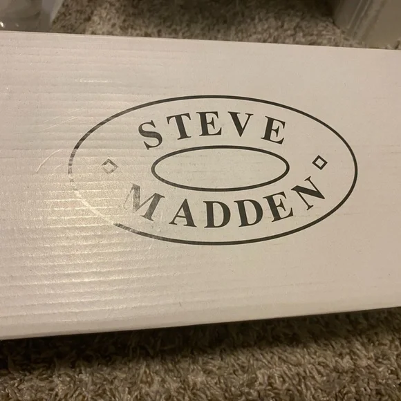 Steve Madden Dafodil Cognac sandals - Picture 3 of 5